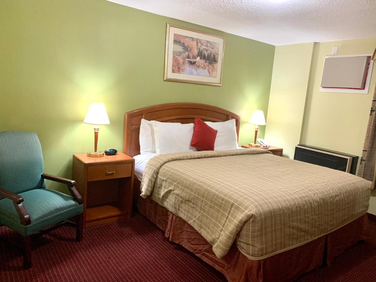 סודברי Valley Inn Motel מראה חיצוני תמונה
