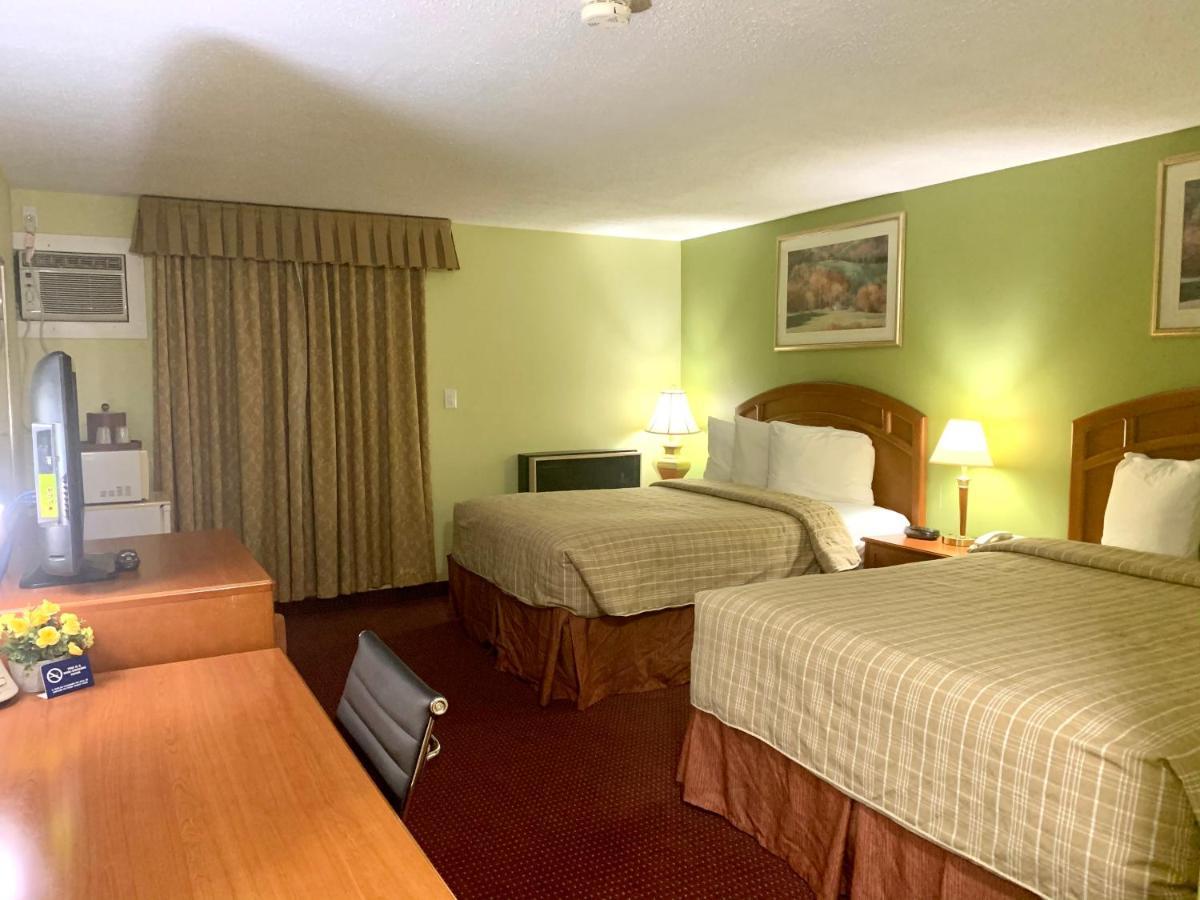 סודברי Valley Inn Motel מראה חיצוני תמונה
