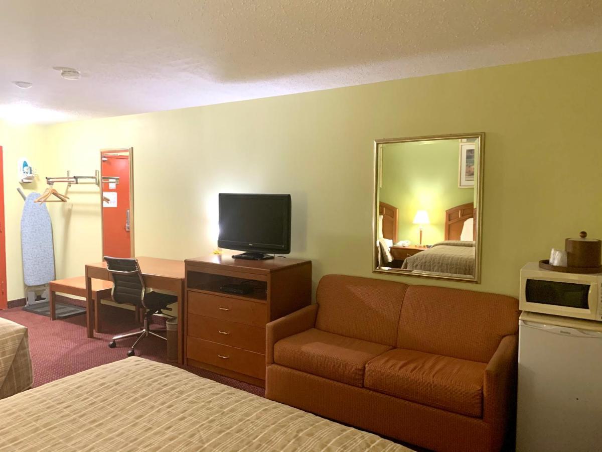 סודברי Valley Inn Motel מראה חיצוני תמונה