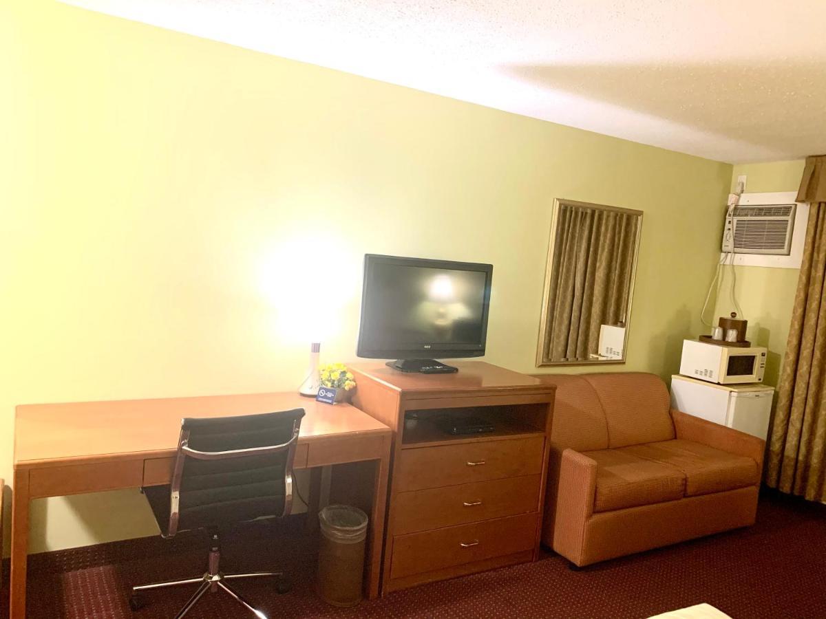 סודברי Valley Inn Motel מראה חיצוני תמונה
