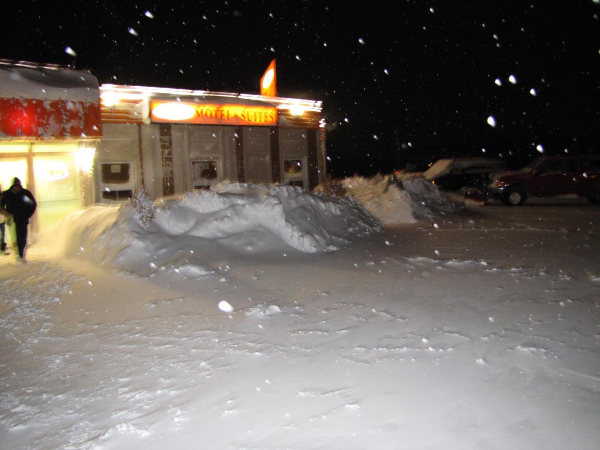 סודברי Valley Inn Motel מראה חיצוני תמונה