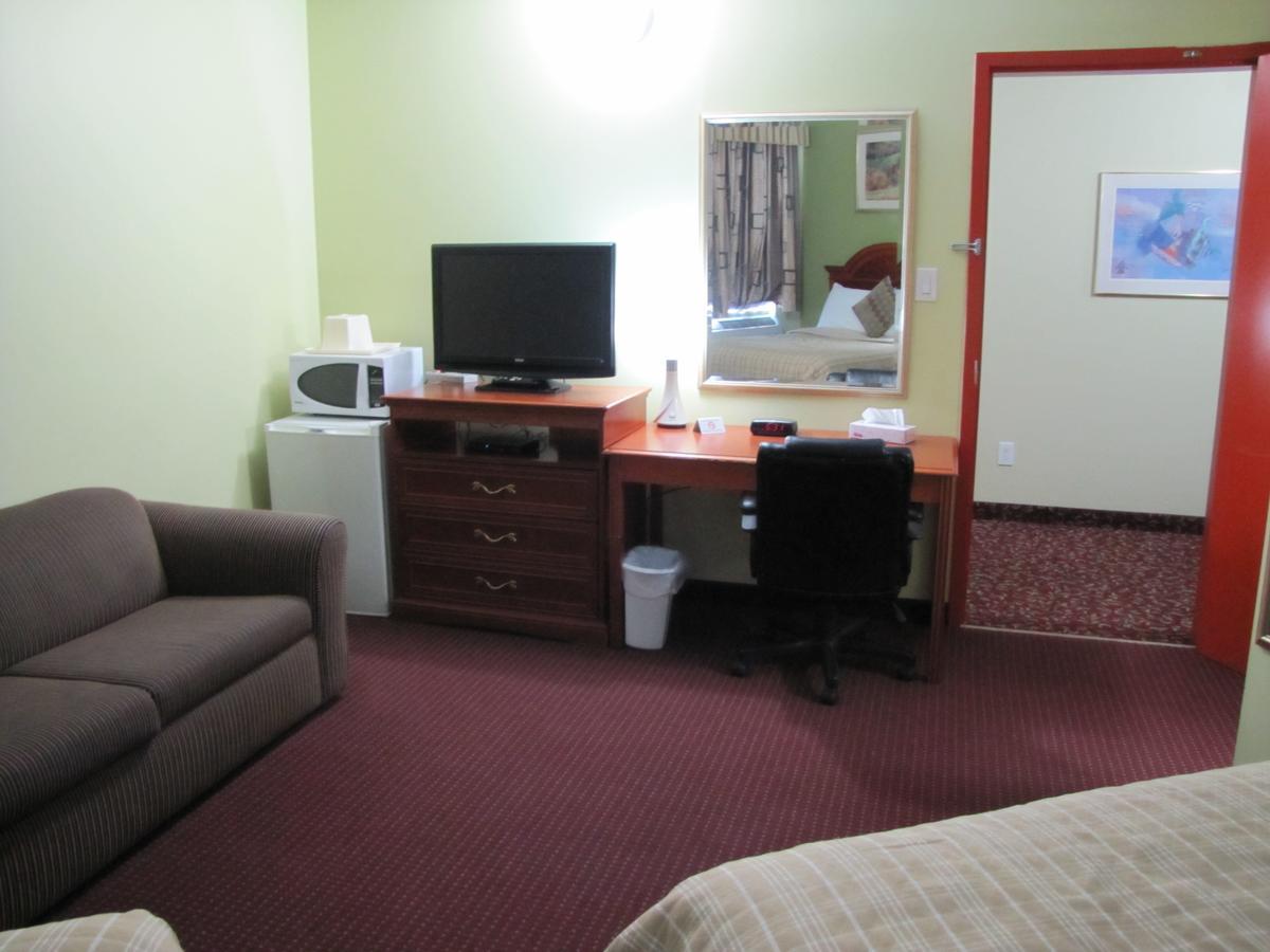 סודברי Valley Inn Motel מראה חיצוני תמונה