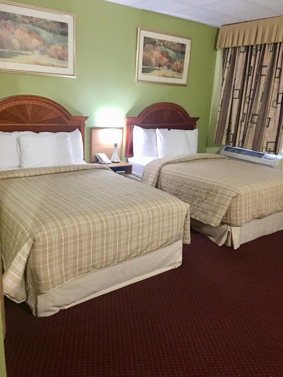 סודברי Valley Inn Motel מראה חיצוני תמונה