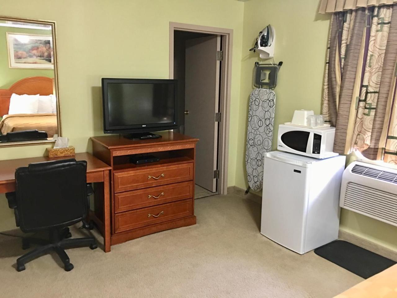 סודברי Valley Inn Motel מראה חיצוני תמונה