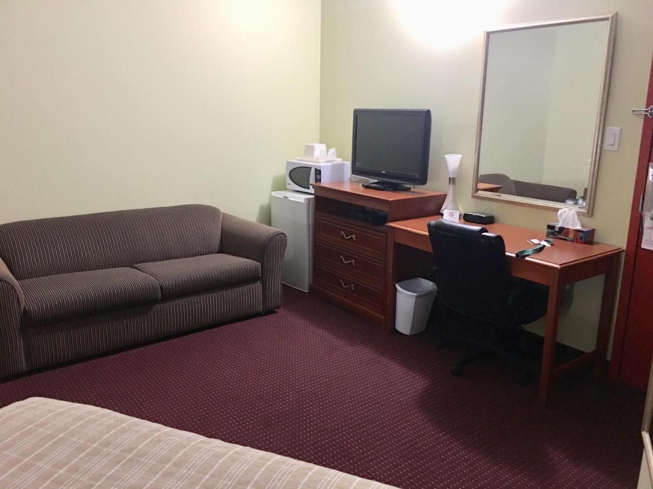 סודברי Valley Inn Motel מראה חיצוני תמונה